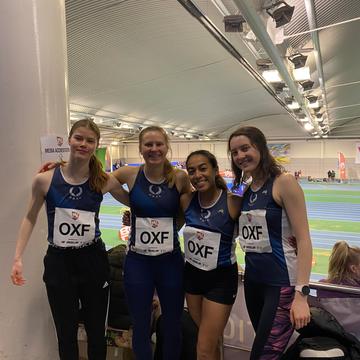 4x200m Team BUCS Indoors